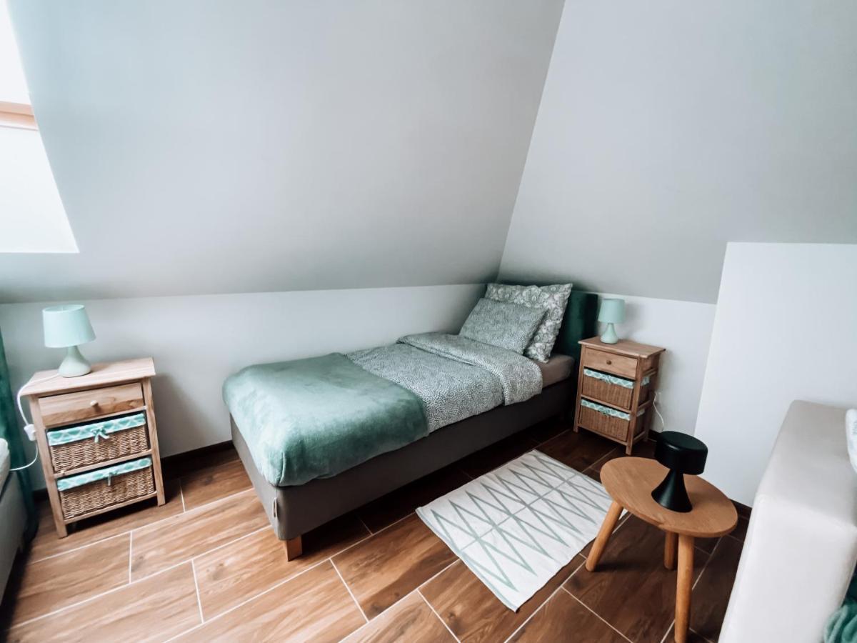 Bed and Breakfast Zacisze Karczmiska Pierwsze Exterior foto